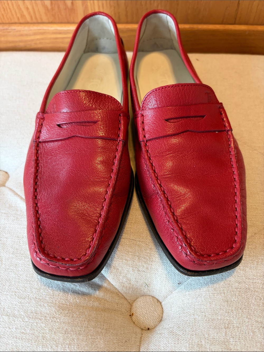 Tod’s Red Leather Gommino Loafers sz 37